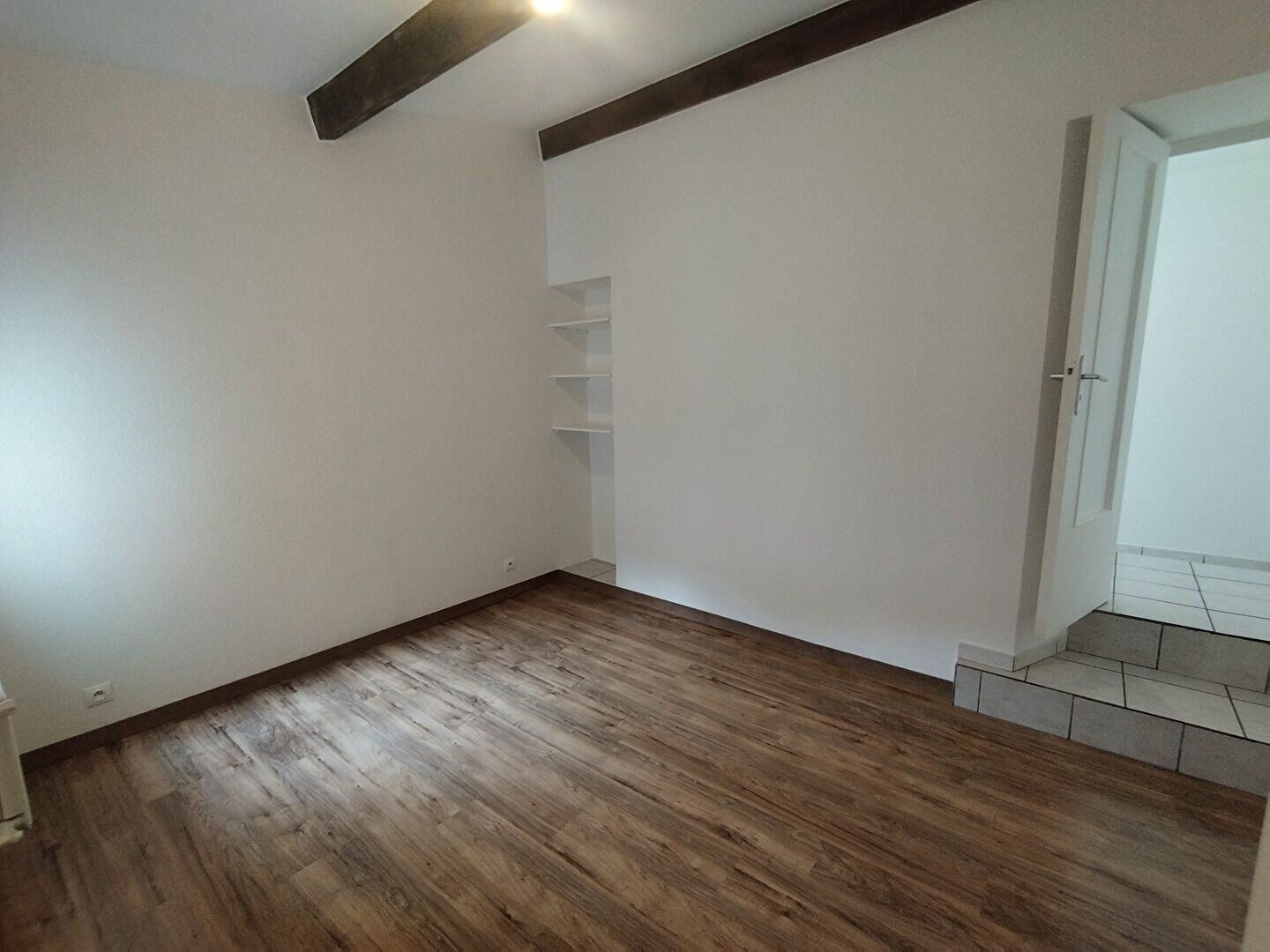 Appartement à vendre 3 m2 à Albigny-sur-Saône vignette-8