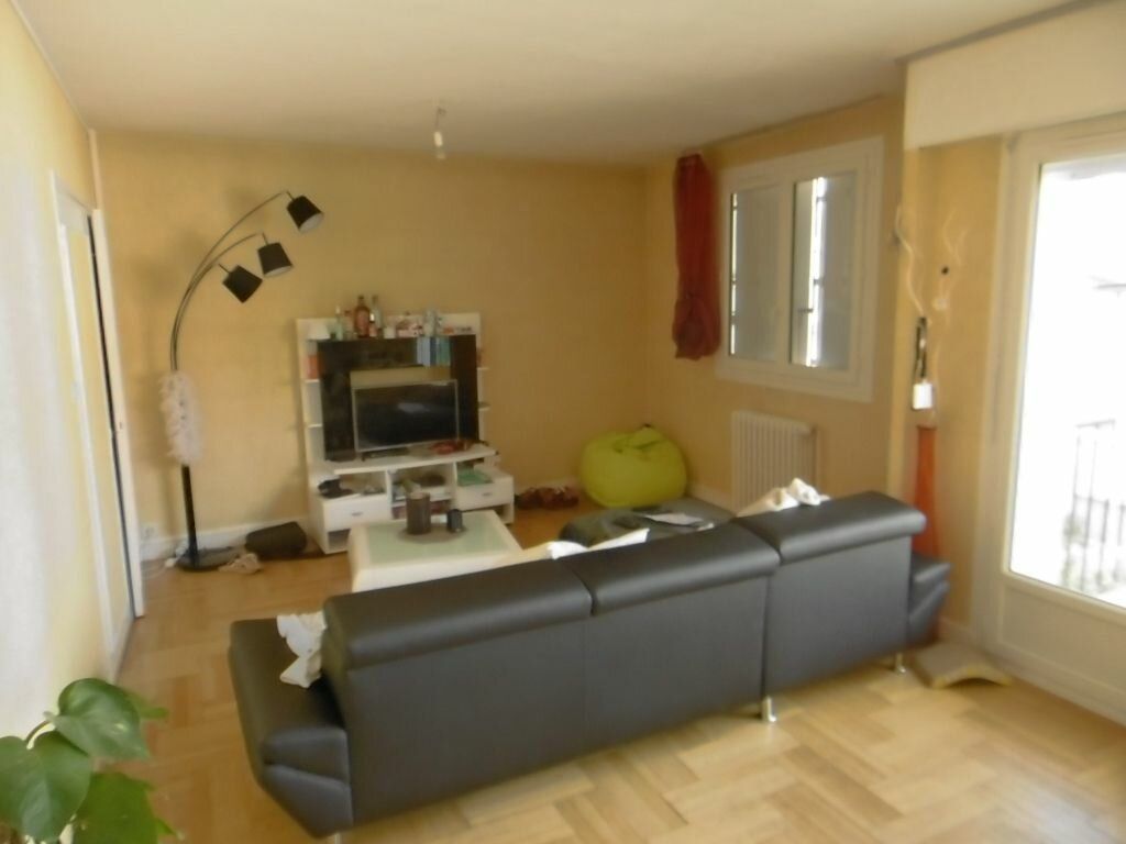 Appartement à louer 3 64m2 à Limoges vignette-9