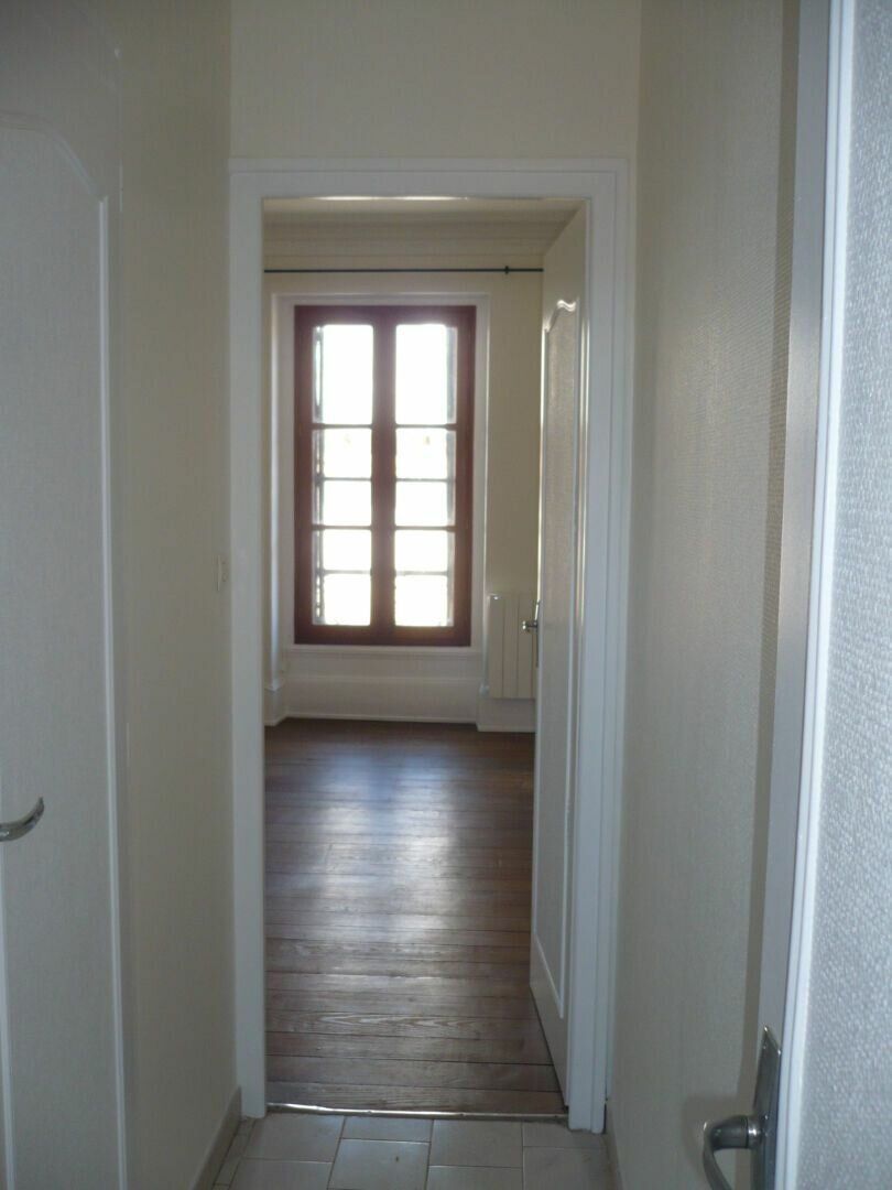 Appartement à louer 1 30.77m2 à Dijon vignette-3