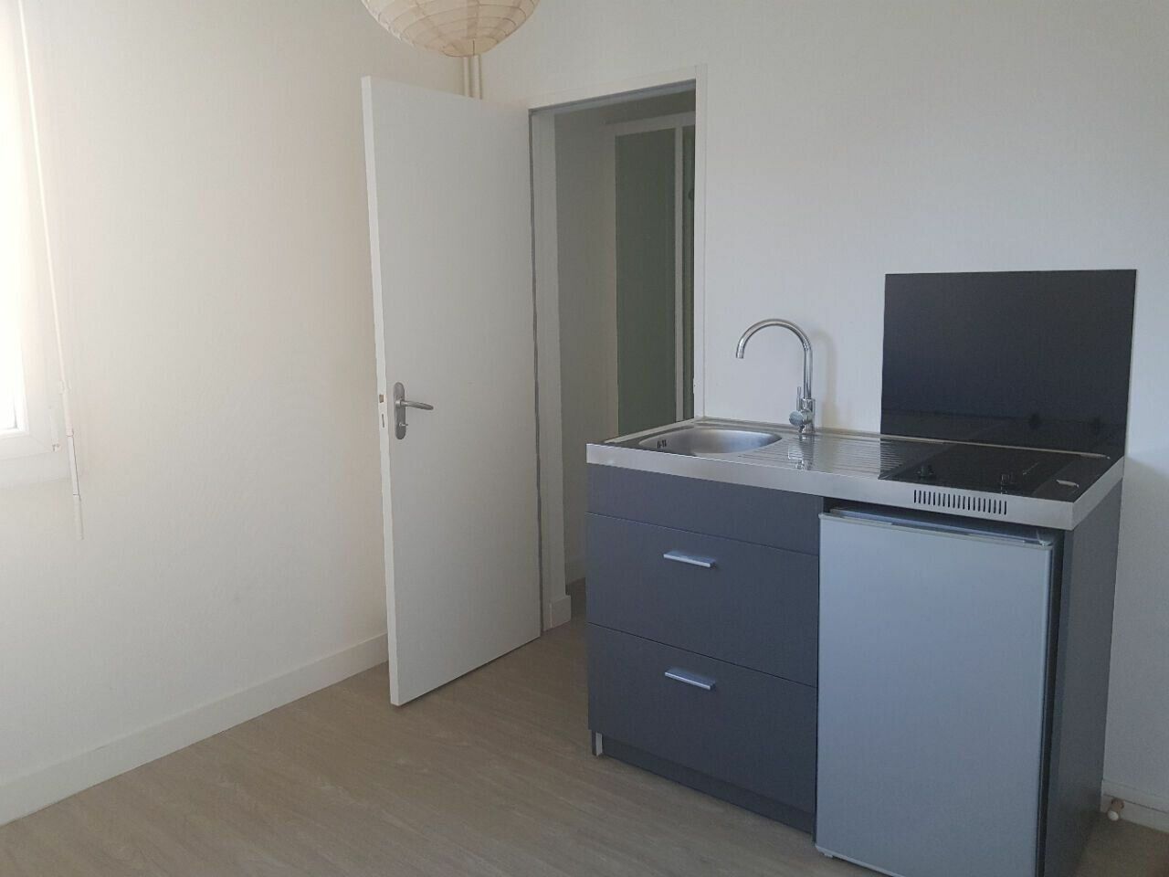 Appartement à louer 1 11.4m2 à Rennes vignette-2