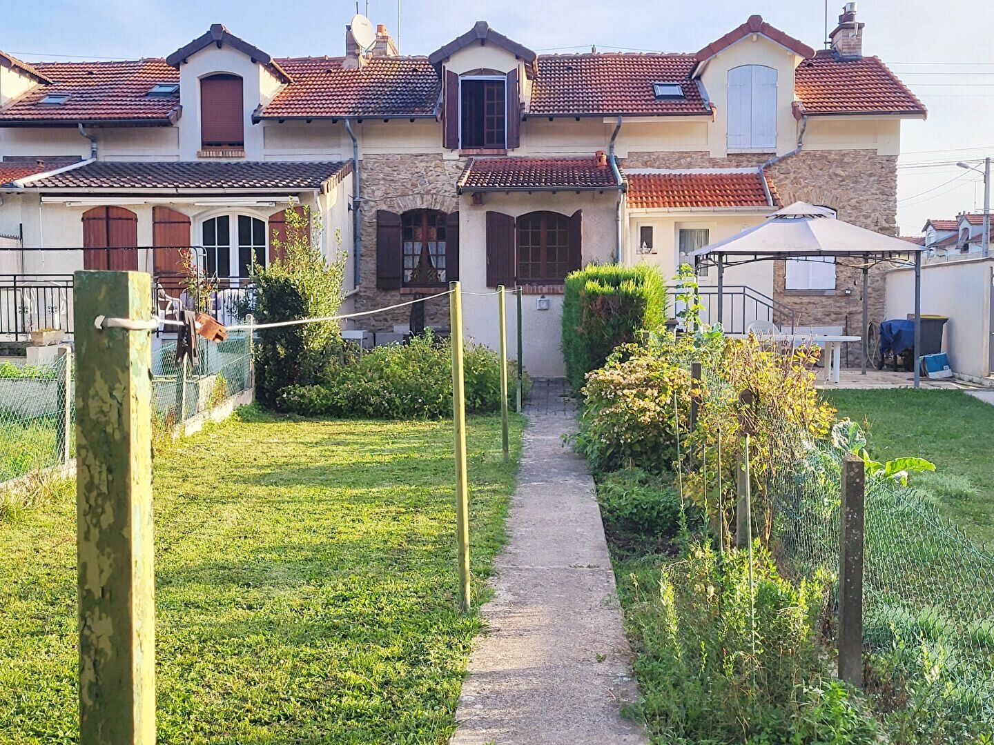 Maison à vendre 4 m2 à Saint-Fargeau-Ponthierry vignette-2