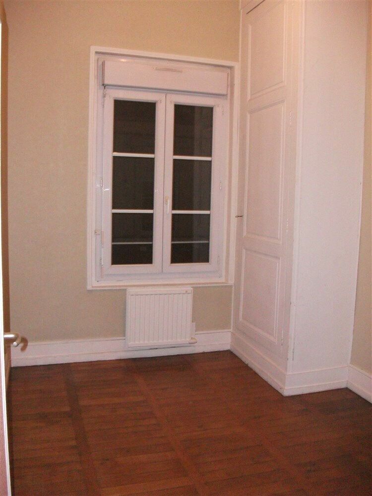 Maison à vendre 3 0m2 à Montoire-sur-le-Loir vignette-6