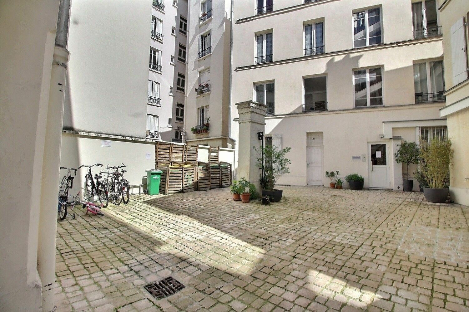 Appartement à vendre 2 27.55m2 à Paris 17 vignette-1
