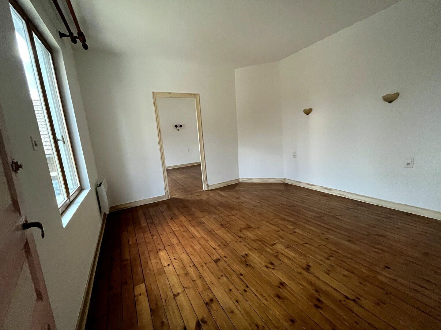 Appartement à louer 4 m2 à Chauny vignette-3