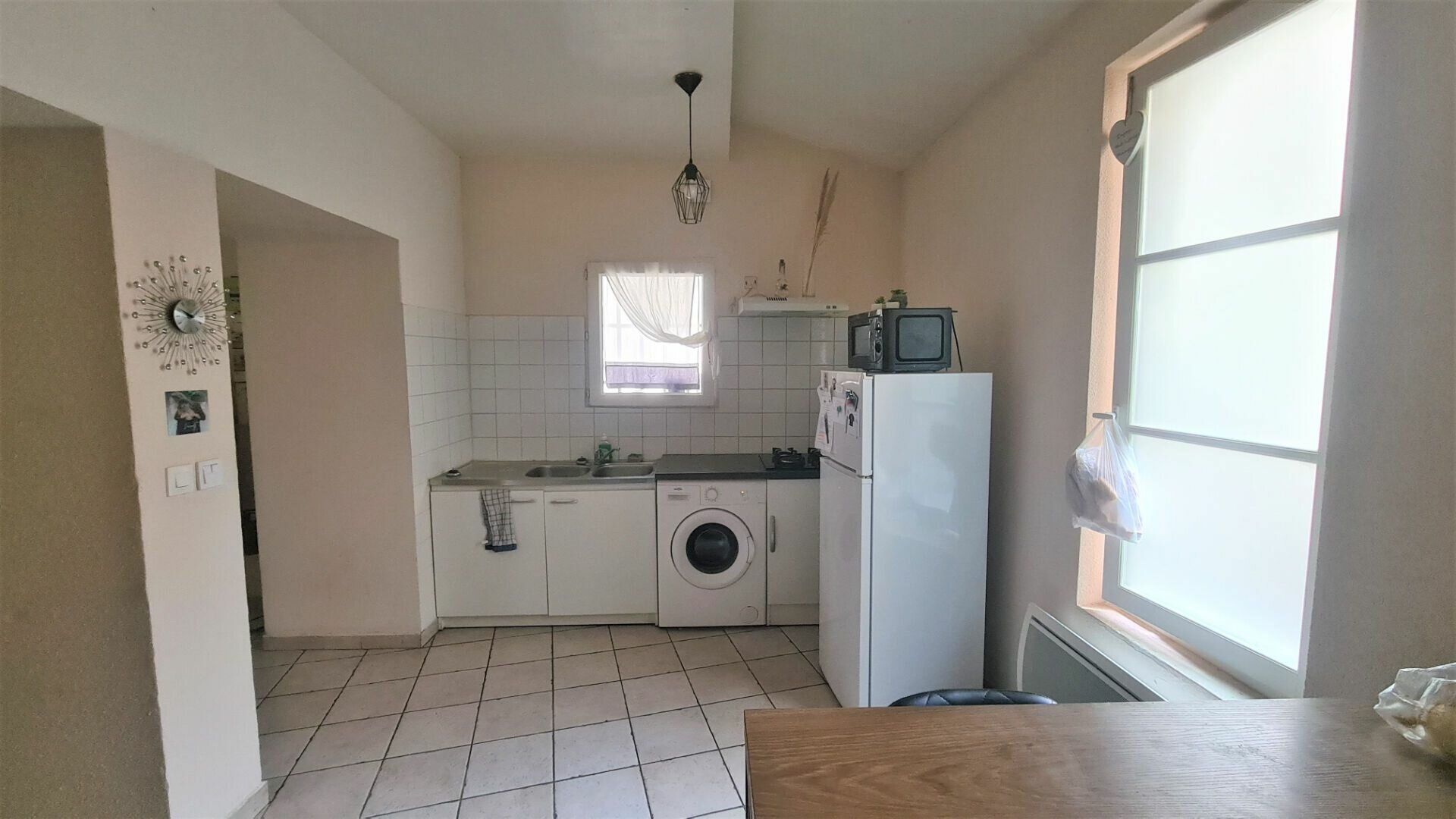 Appartement à vendre 3 m2 à Beaucaire vignette-3