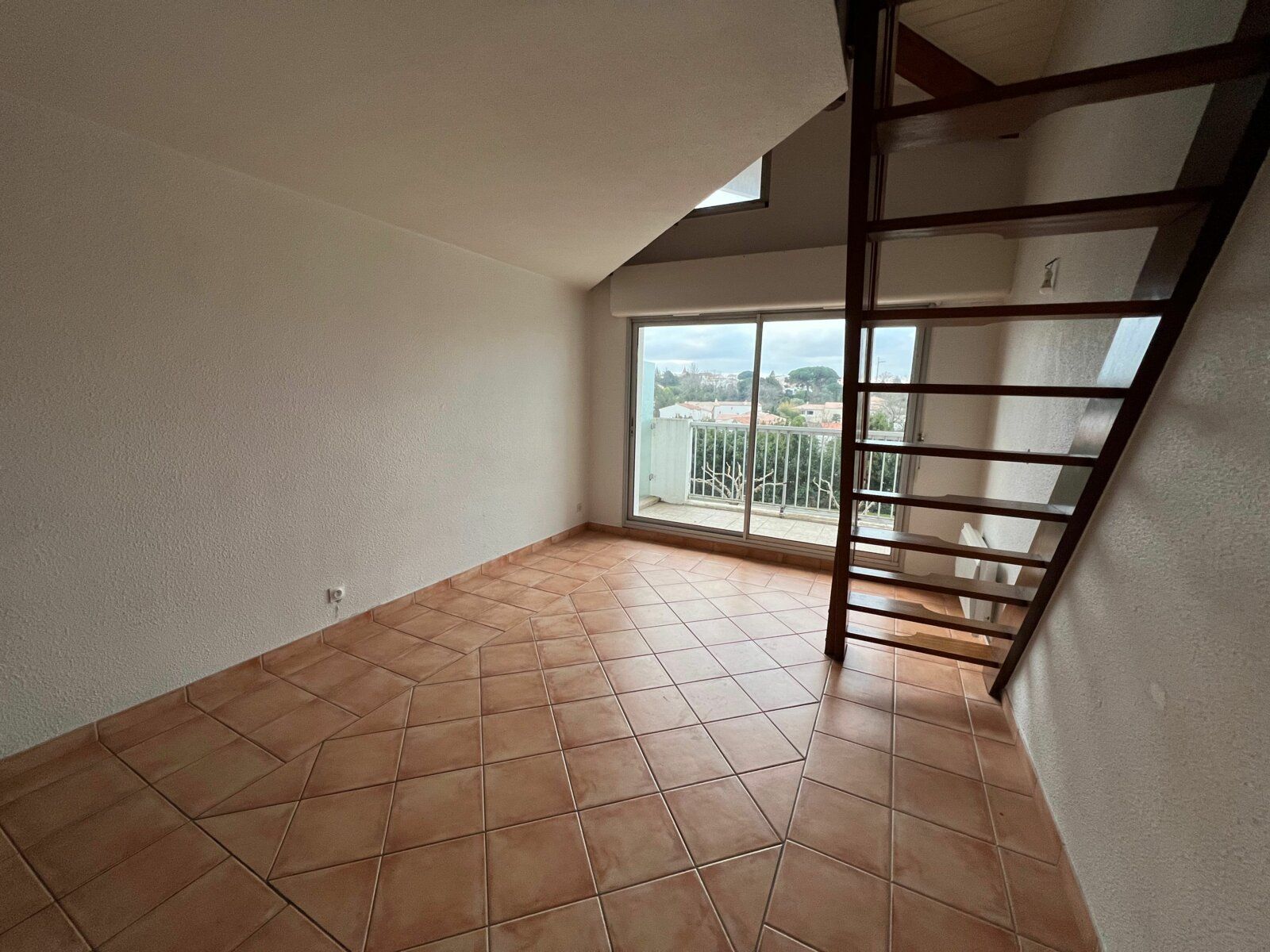 Appartement à vendre 1 29.05m2 à Meschers-sur-Gironde vignette-1