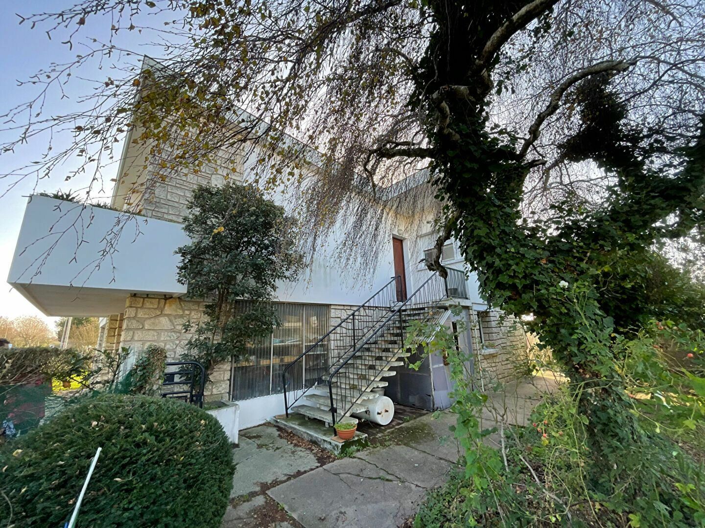 Maison à vendre 4 154m2 à Bourcefranc-le-Chapus vignette-1