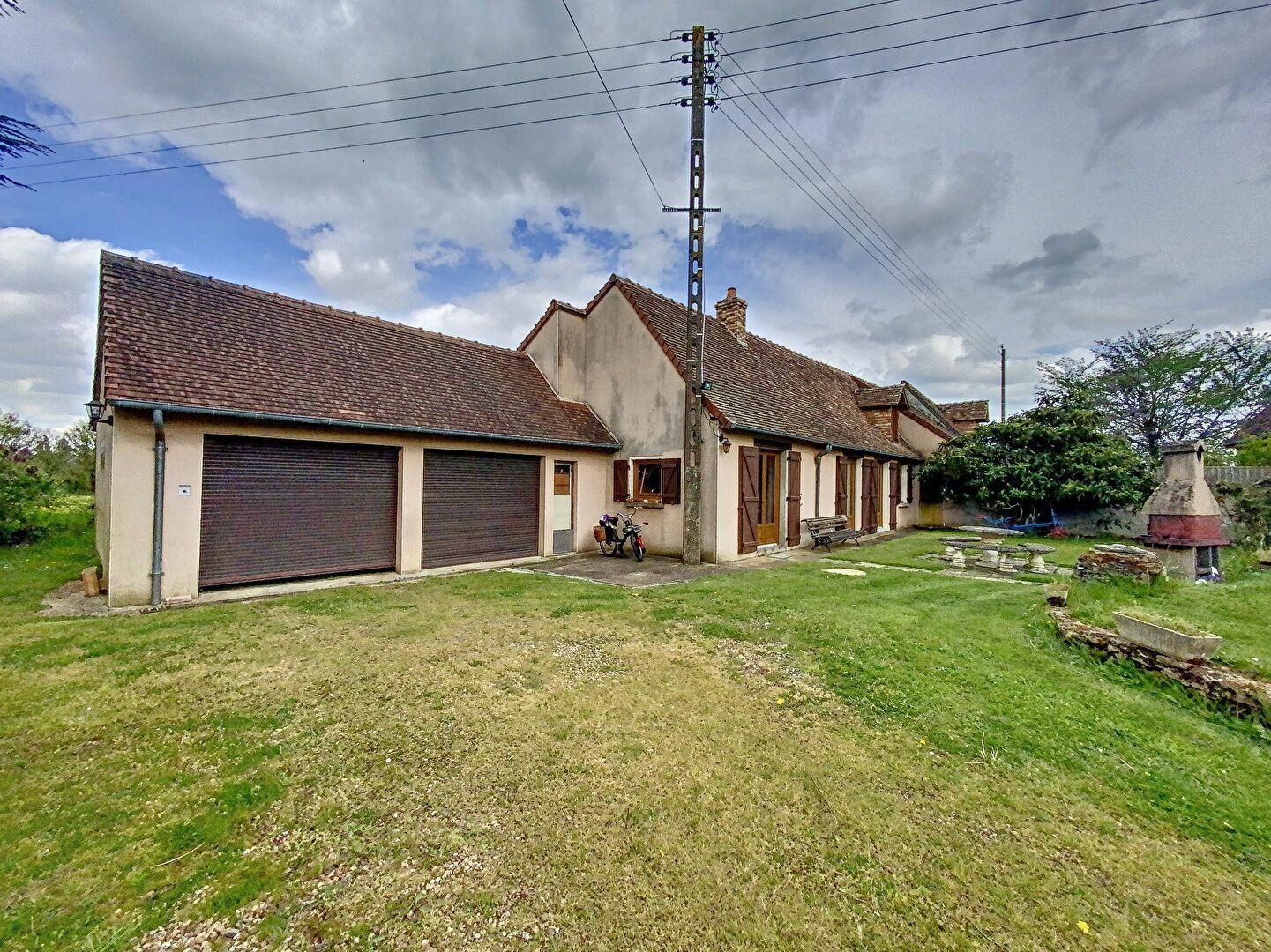 Maison à vendre 8 346.35m2 à Roézé-sur-Sarthe vignette-2