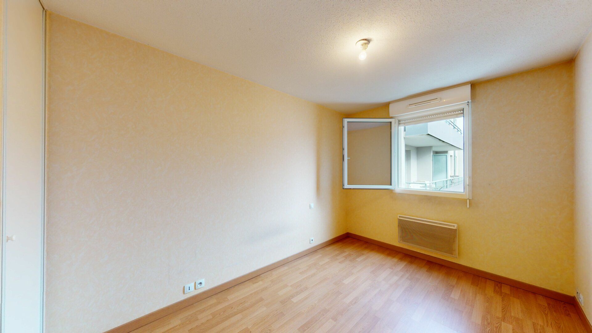 Appartement à louer 2 m2 à Rodez vignette-6
