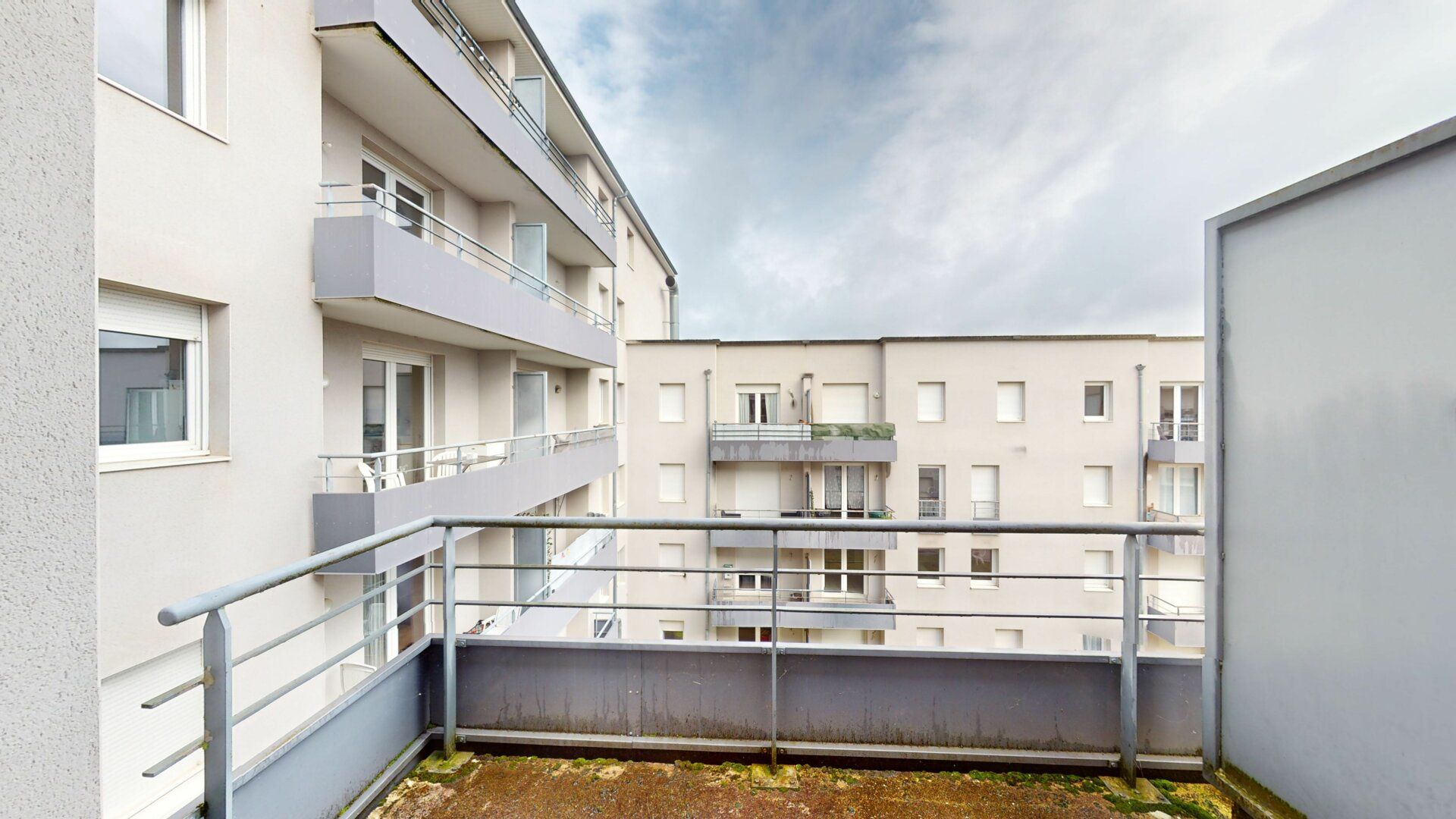 Appartement à louer 2 m2 à Rodez vignette-11