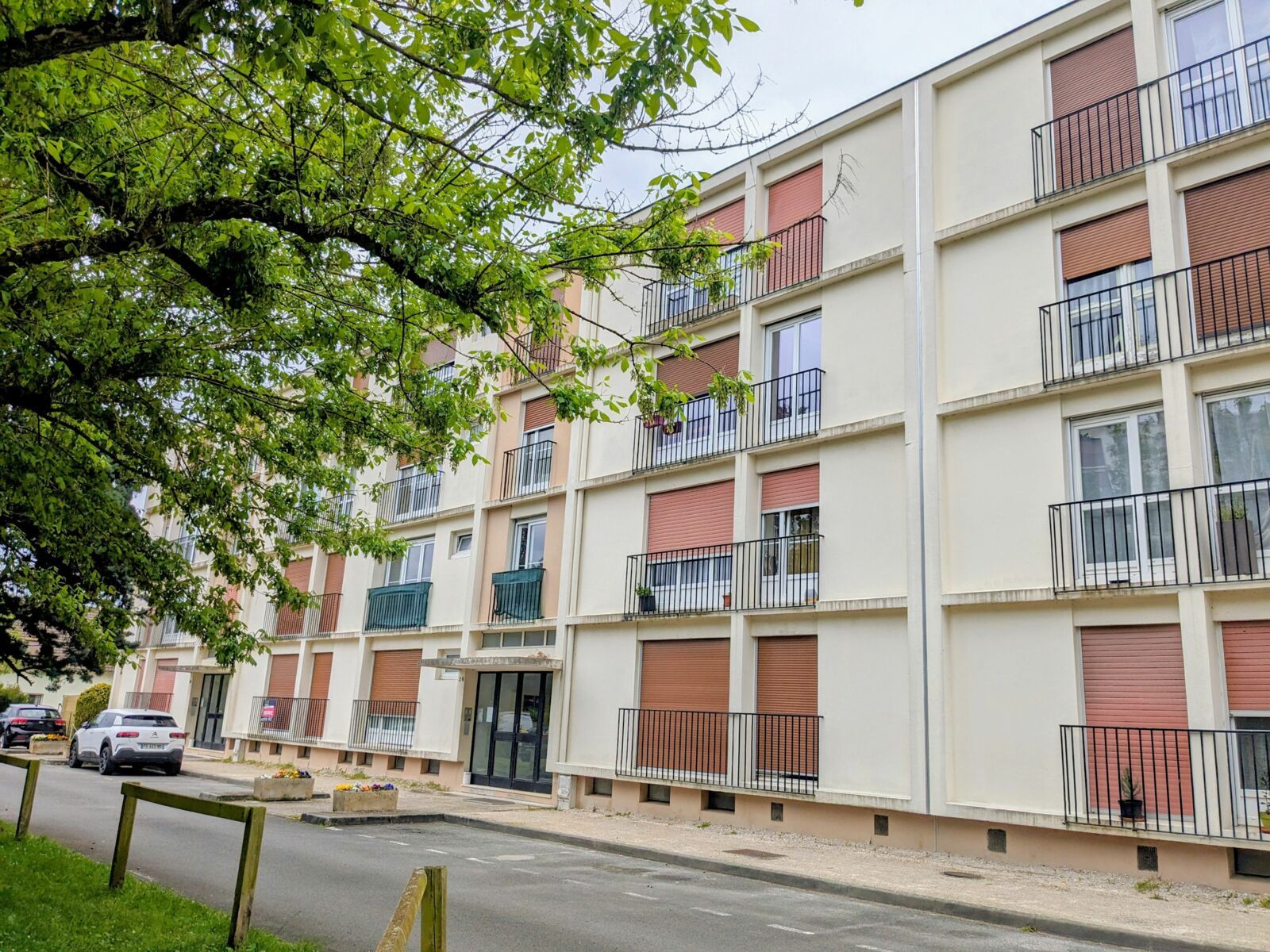 Appartement à vendre 2 45.07m2 à La Chapelle-Saint-Mesmin vignette-1