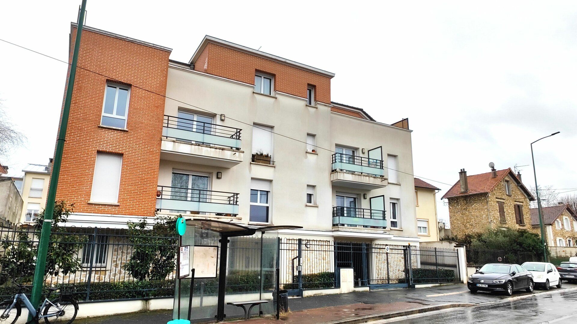 Appartement à vendre 2 46m2 à Vaires-sur-Marne vignette-1