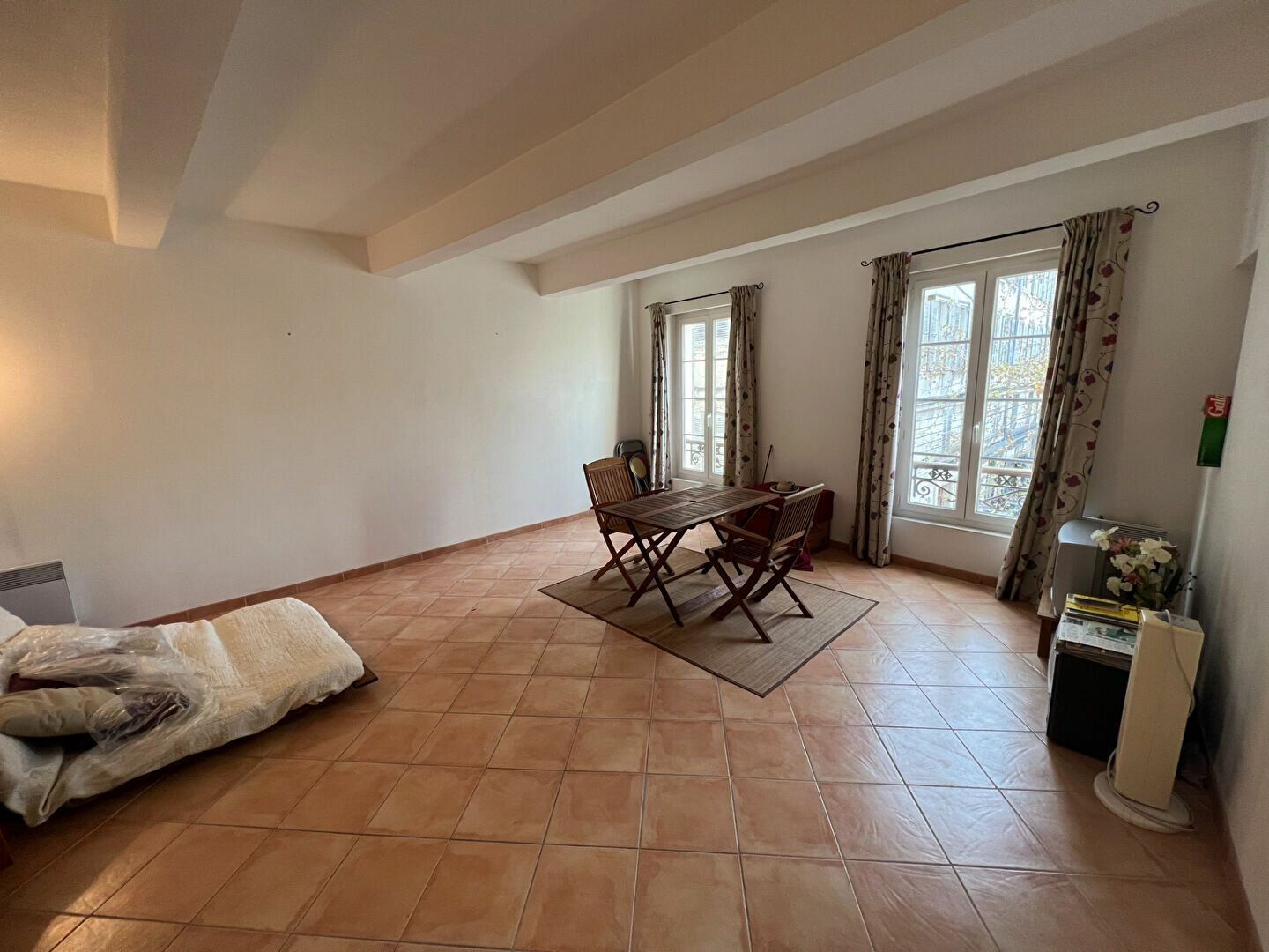 Appartement à vendre 2 59m2 à Avignon vignette-2