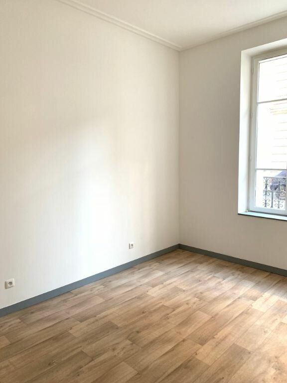 Appartement à vendre 3 56.47m2 à Saint-Denis vignette-7