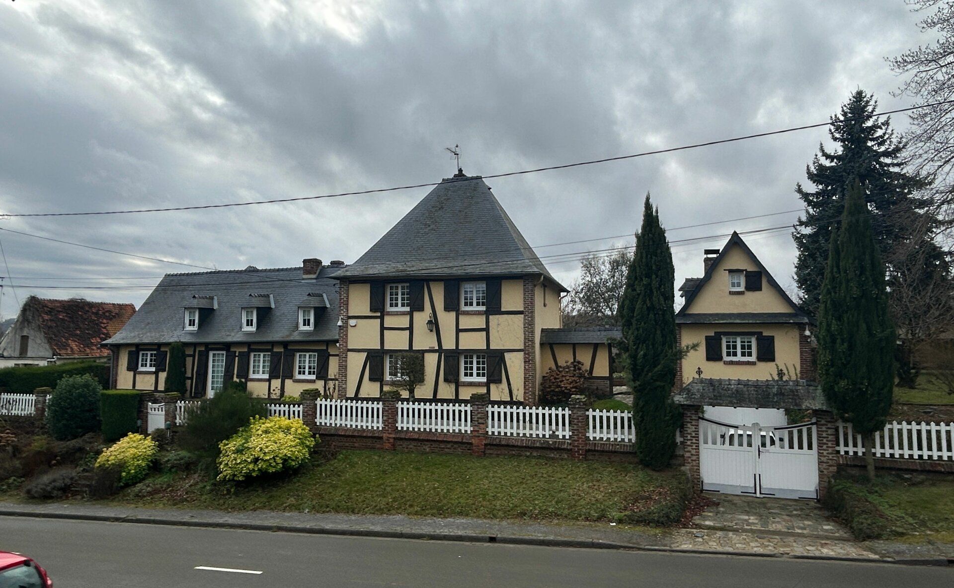 Maison à vendre 5 180.8m2 à La Neuville-en-Beine vignette-2