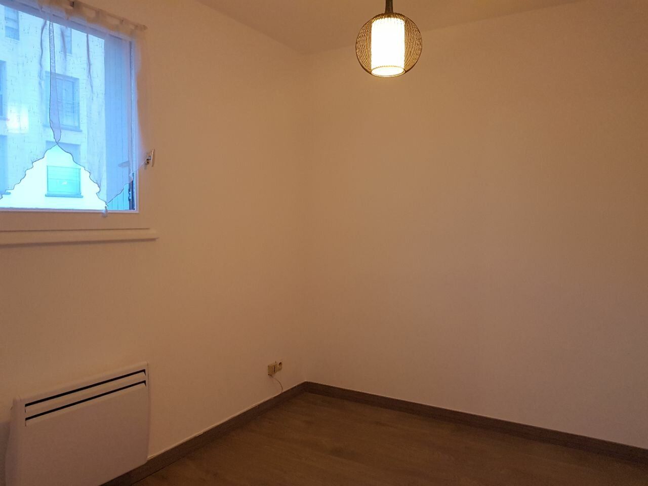 Appartement à louer 2 27.94m2 à Rennes vignette-3