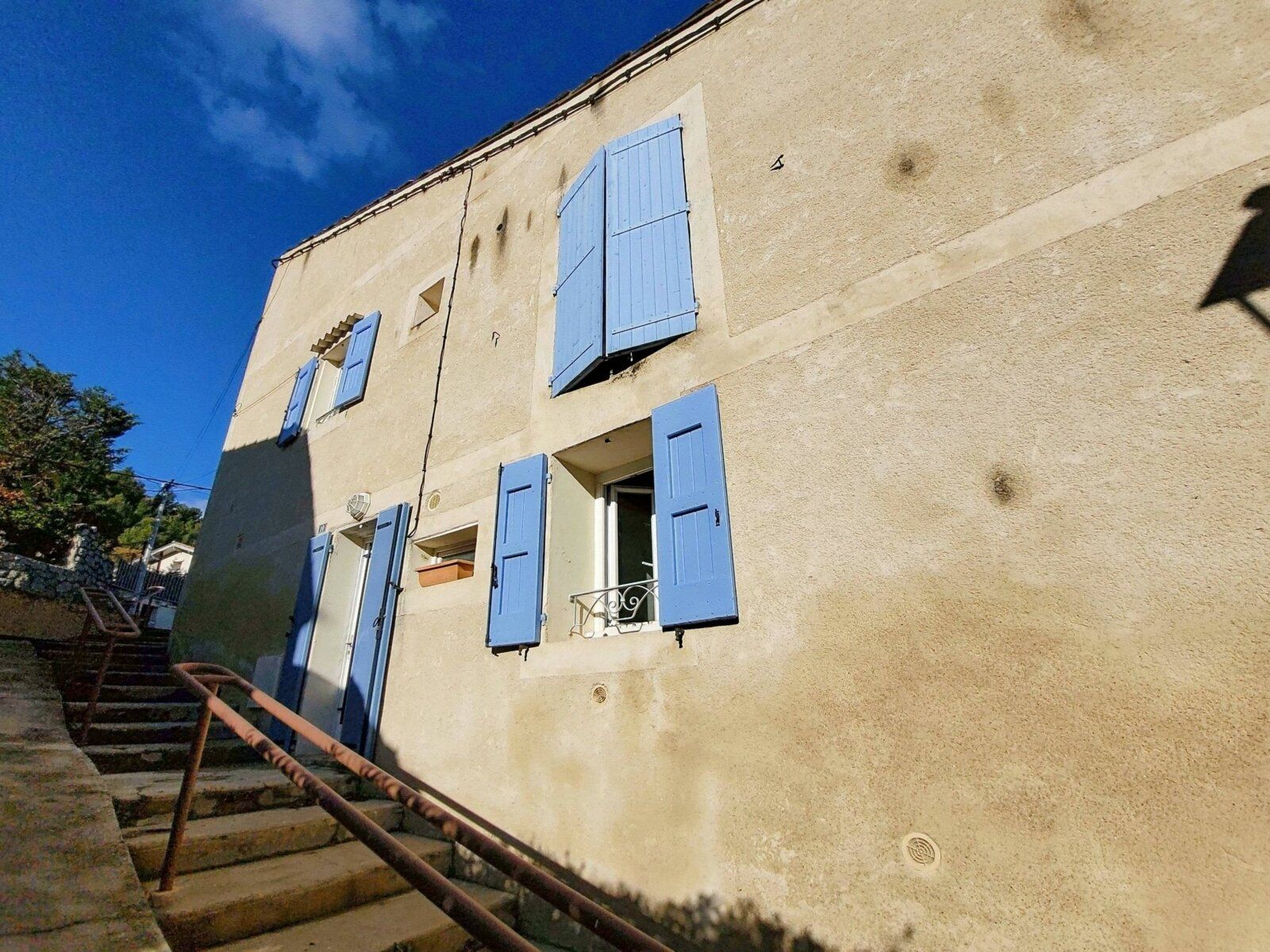 Maison à vendre 3 78.65m2 à Château-Arnoux-Saint-Auban vignette-1