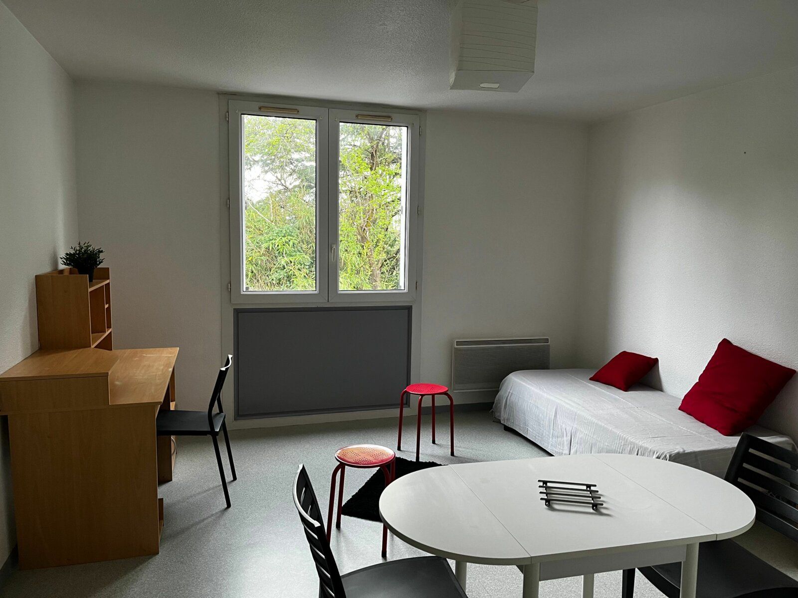 Appartement à louer 1 m2 à Limoges vignette-2