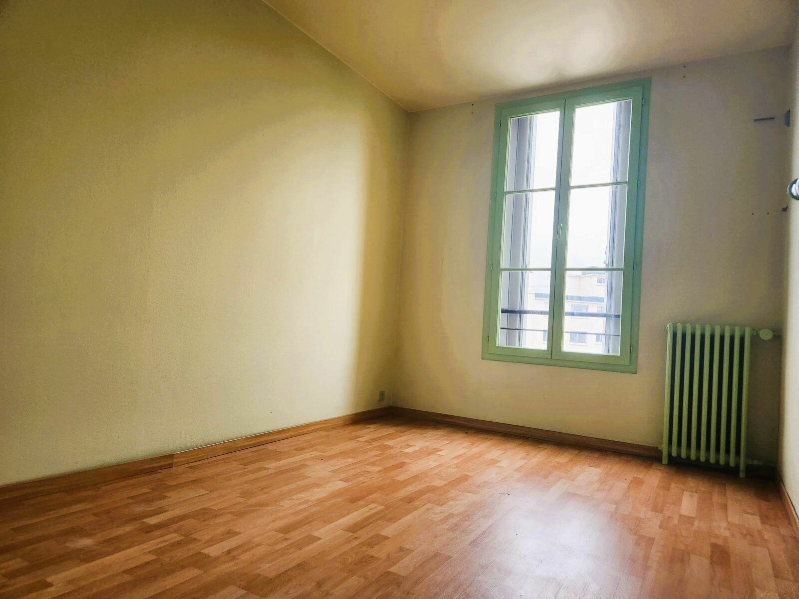 Appartement à vendre 3 m2 à Le Bourget vignette-2