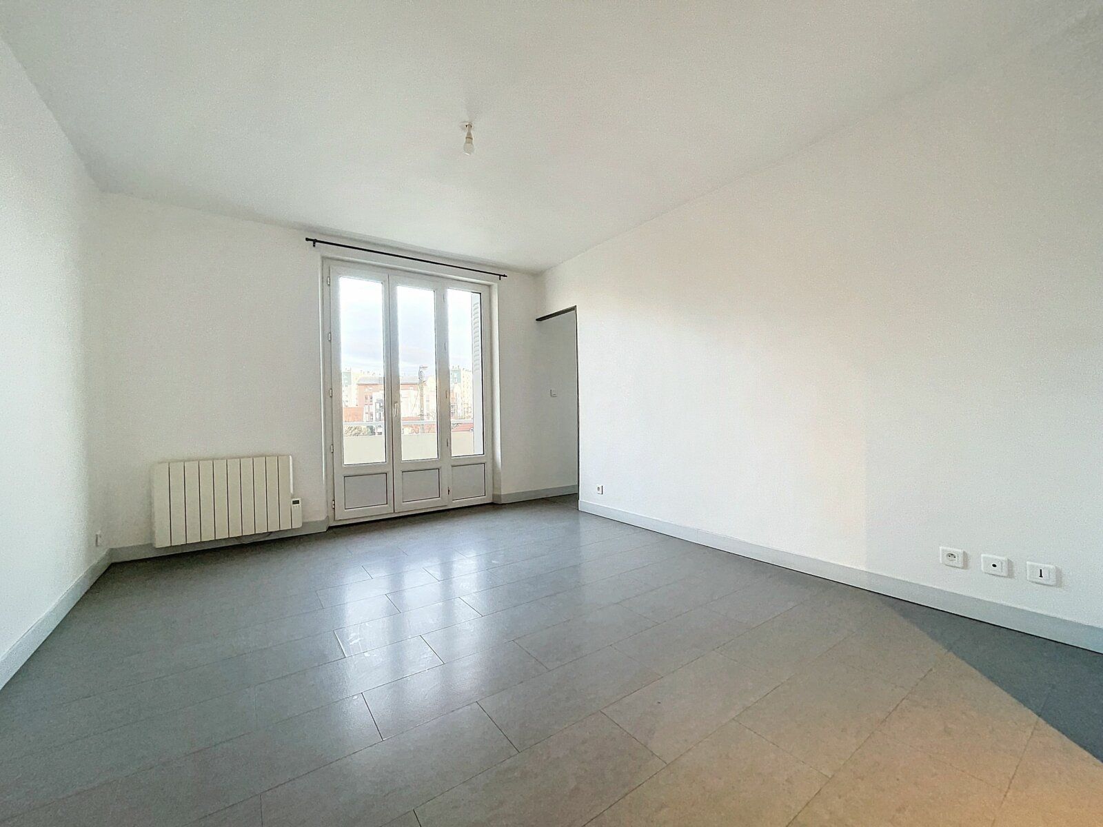 Appartement à vendre 3 59.72m2 à Bourg-lès-Valence vignette-2