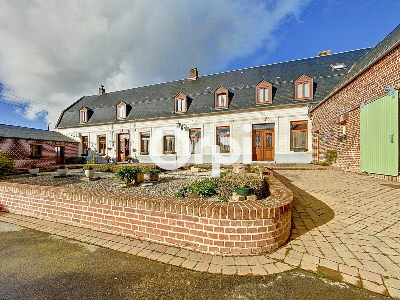 Maison à vendre 7 m2 à Arras vignette-2