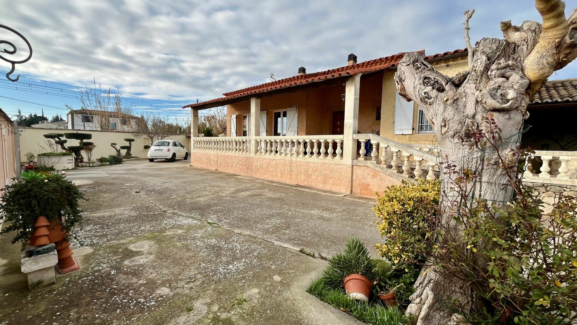 Maison à vendre 4 112m2 à Istres vignette-2