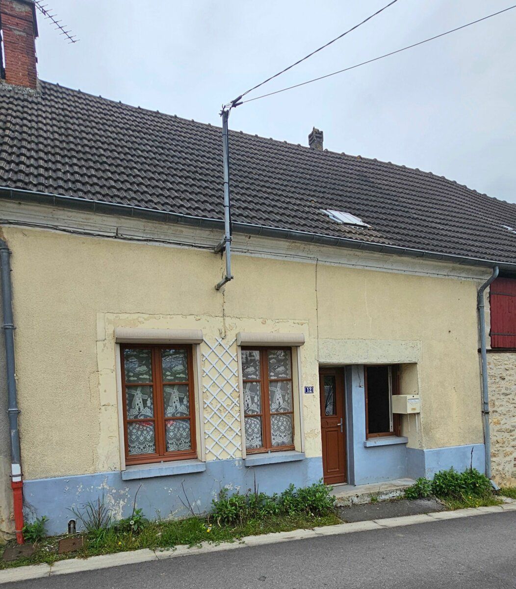 Maison à vendre 3 m2 à Chéry-Chartreuve vignette-1