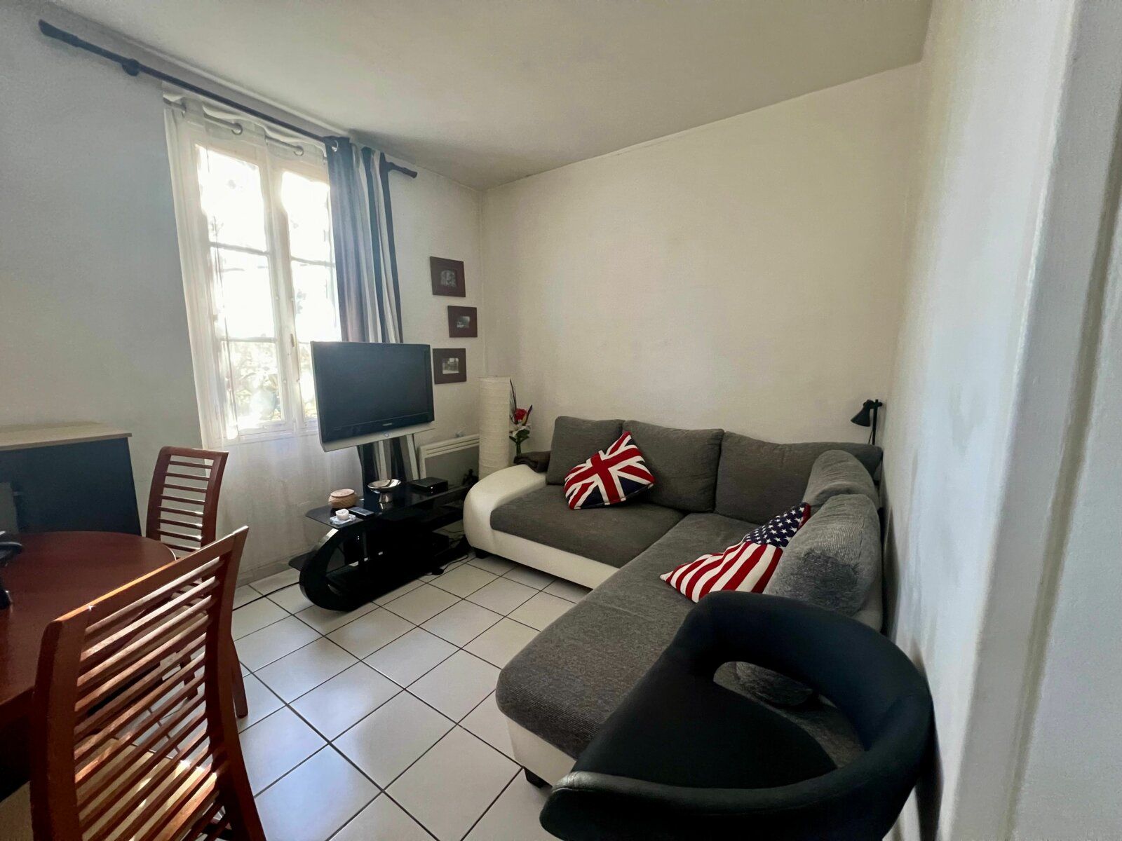 Appartement à vendre 2 37m2 à Toulon vignette-1