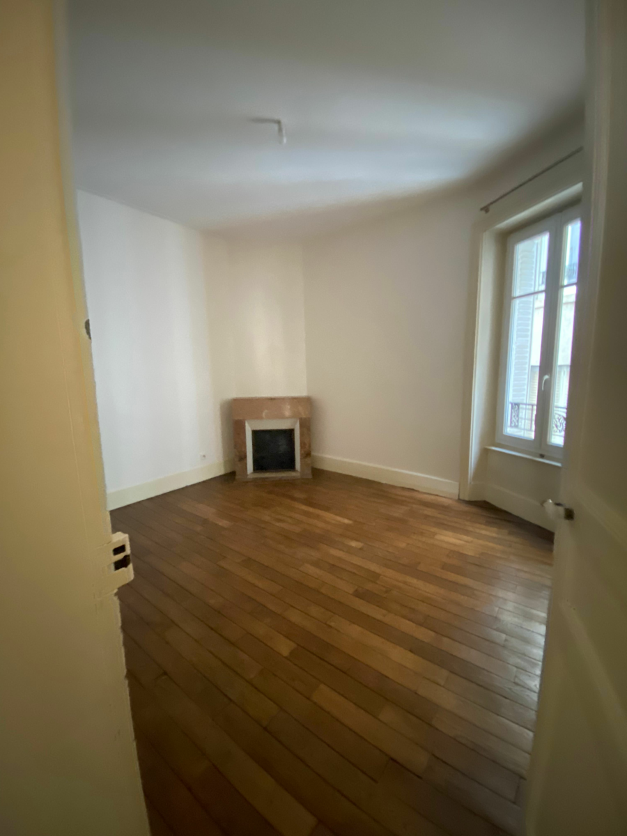 Appartement à louer 3 82.81m2 à Limoges vignette-6