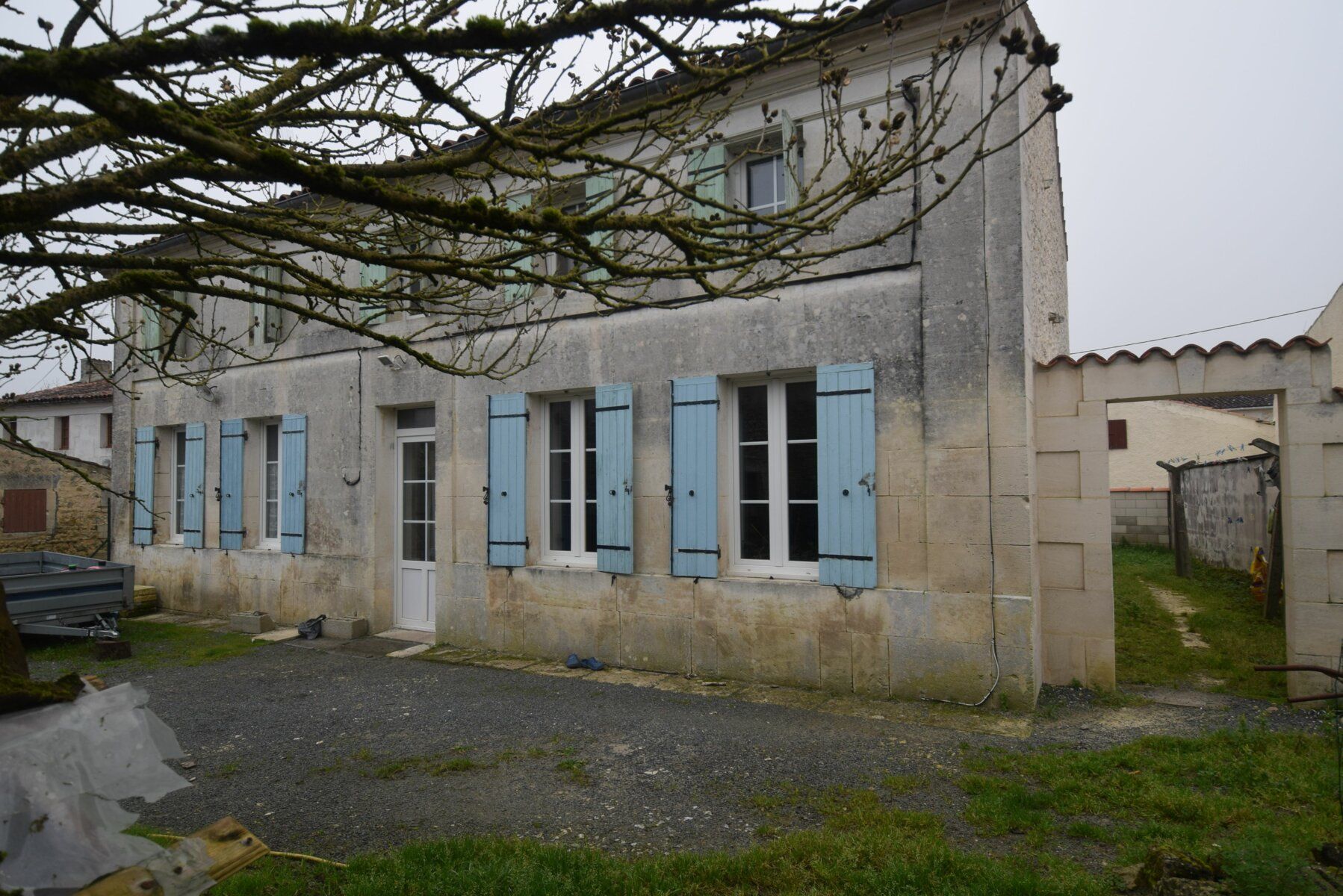 Maison à vendre 5 155.37m2 à Saint-Sulpice-d'Arnoult vignette-1
