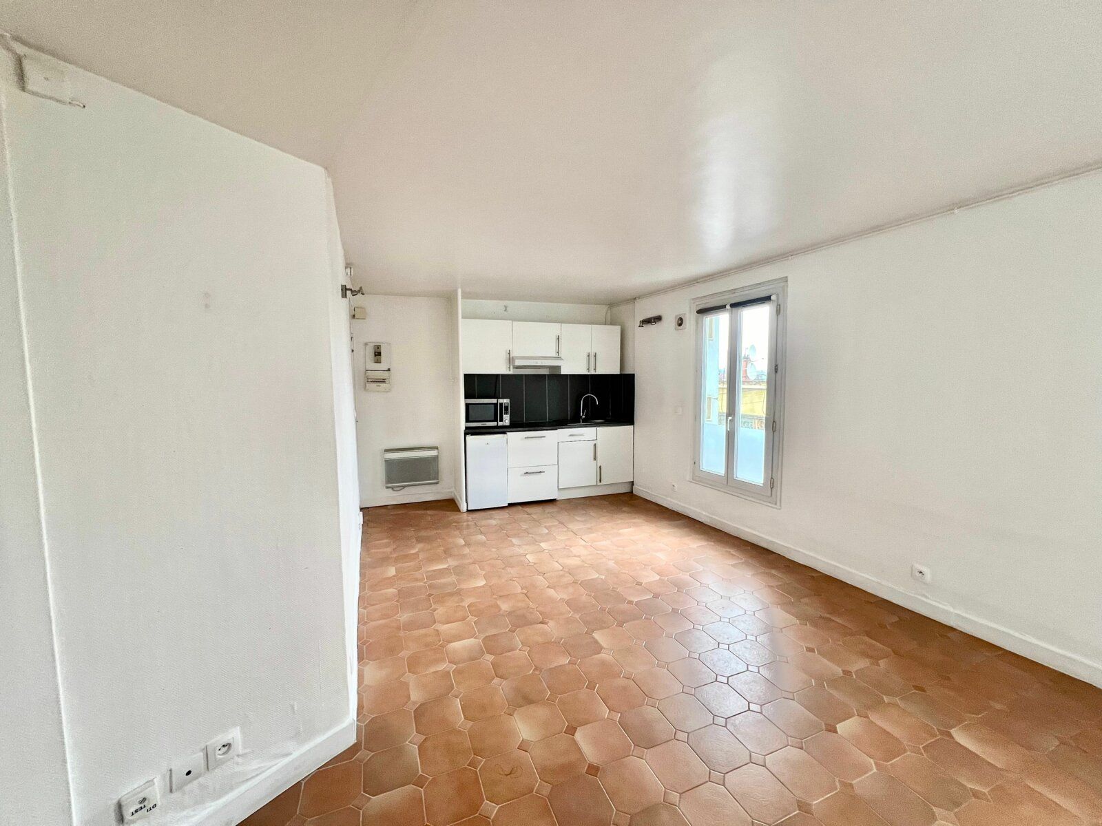 Appartement à vendre 1 24m2 à Joinville-le-Pont vignette-2