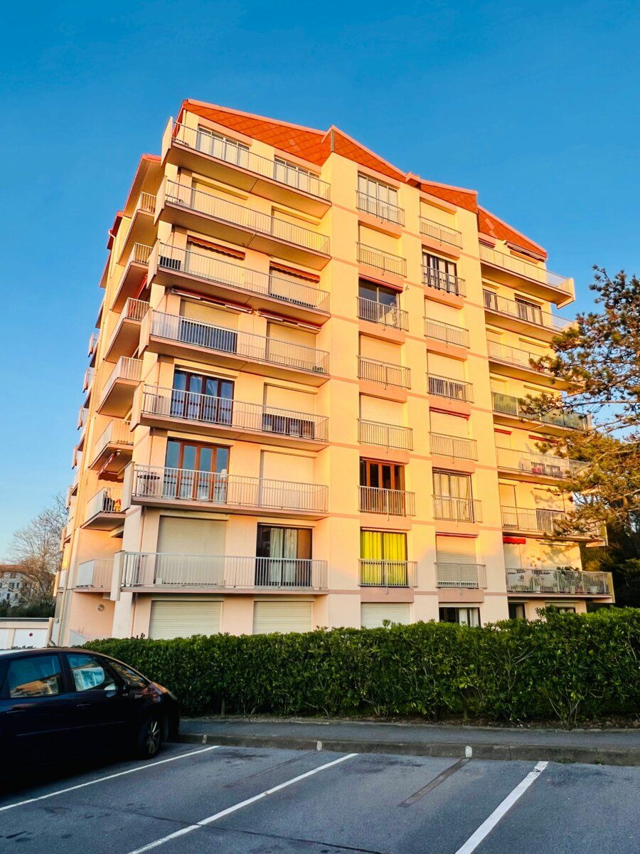 Appartement à vendre 3 81.83m2 à Biarritz vignette-1