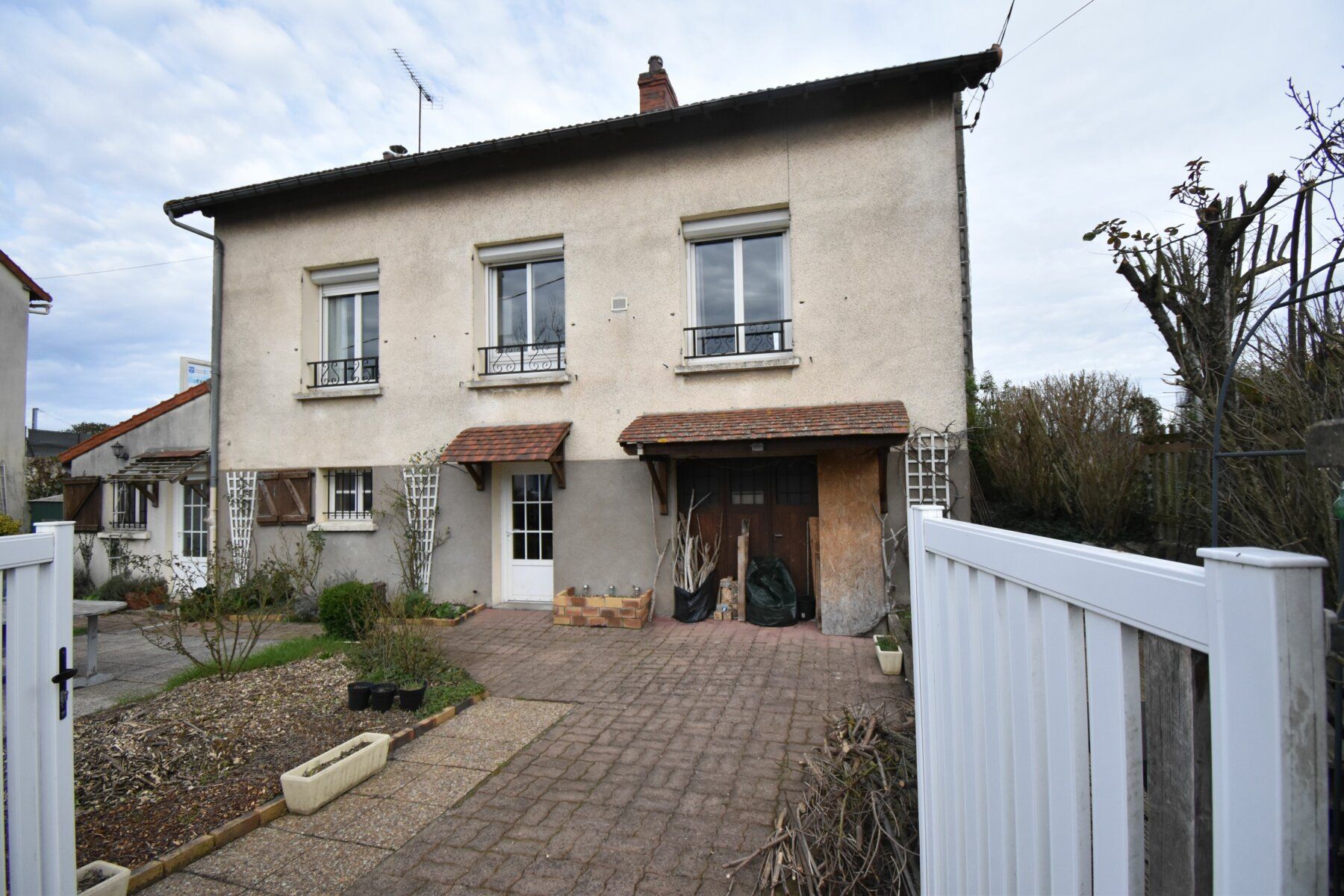 Maison à vendre 4 m2 à Cosne-Cours-sur-Loire vignette-1