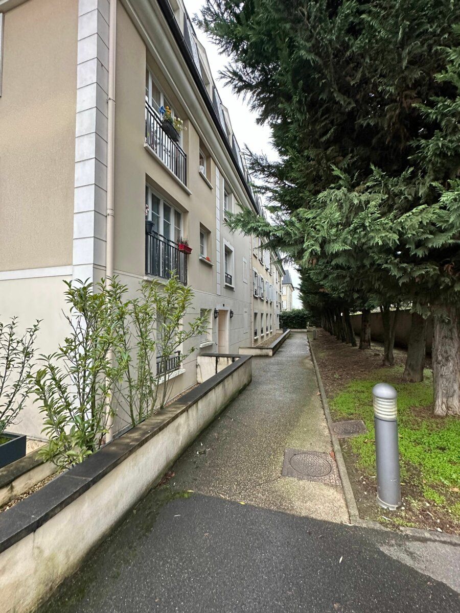 Appartement à vendre 3 63.99m2 à Chennevières-sur-Marne vignette-9