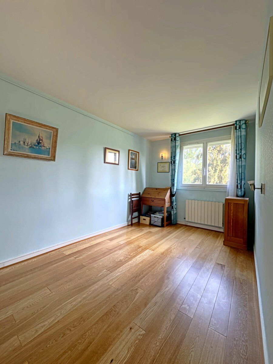 Appartement à vendre 3 79.39m2 à Bures-sur-Yvette vignette-5