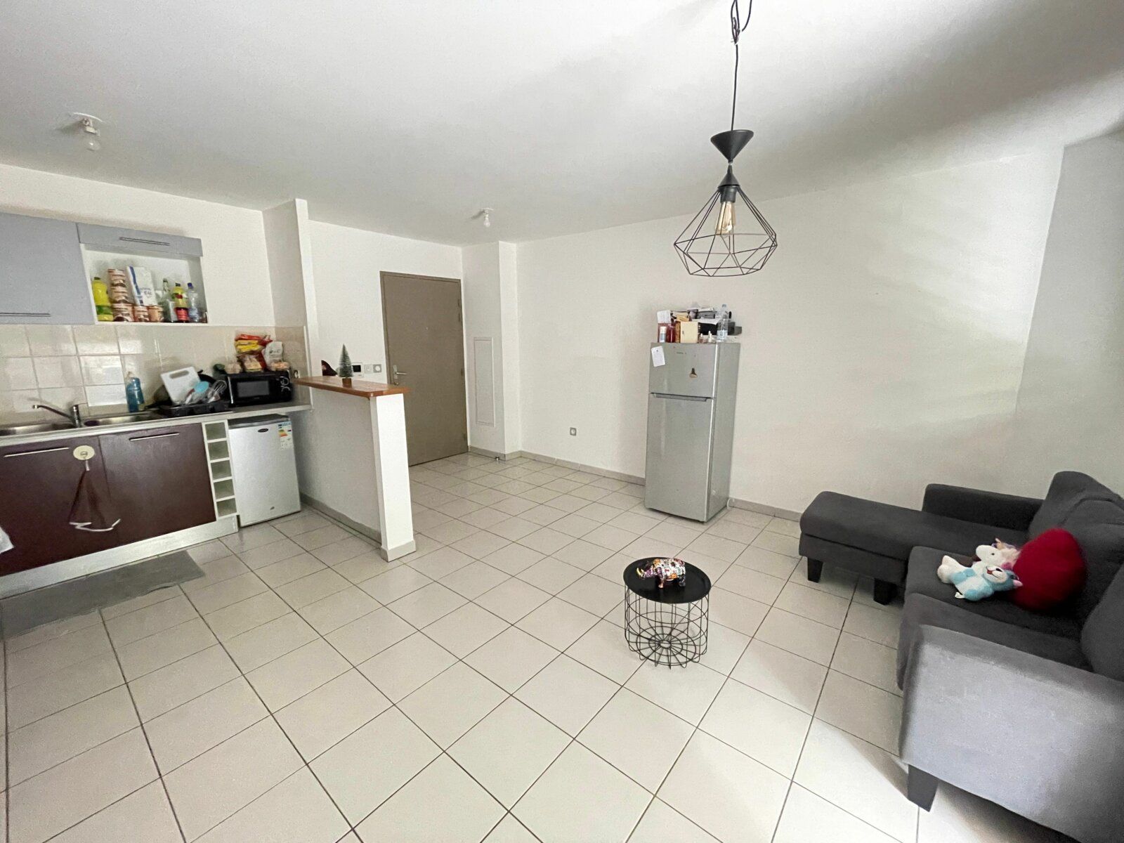 Appartement à vendre 2 42.46m2 à Saint-Denis vignette-1