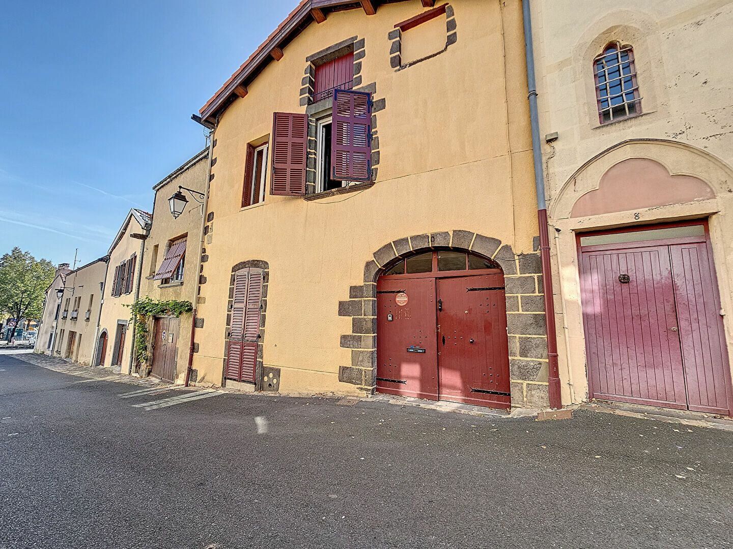 Maison à vendre 5 135m2 à Clermont-Ferrand vignette-1