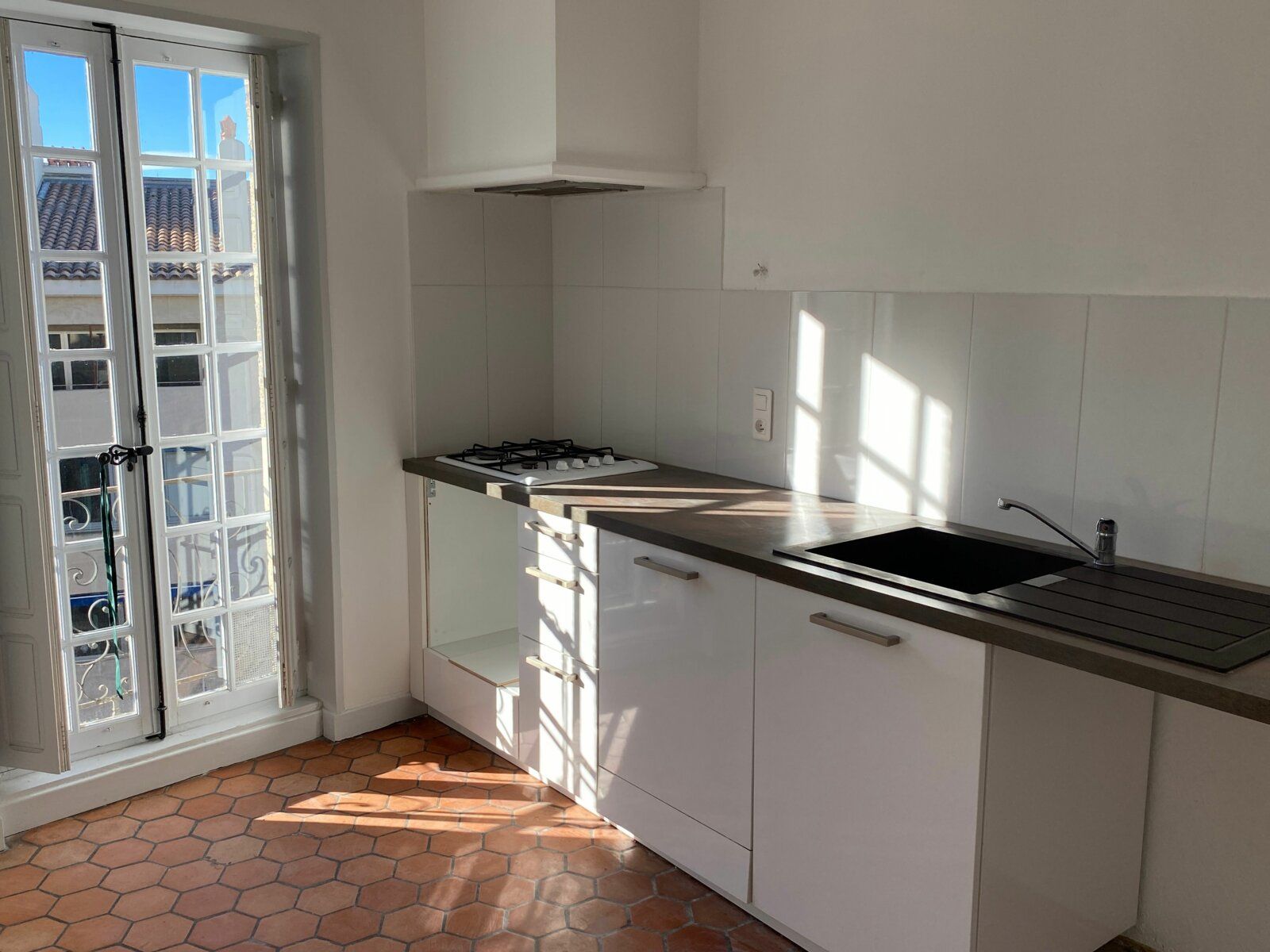 Appartement à vendre 4 120m2 à Avignon vignette-5