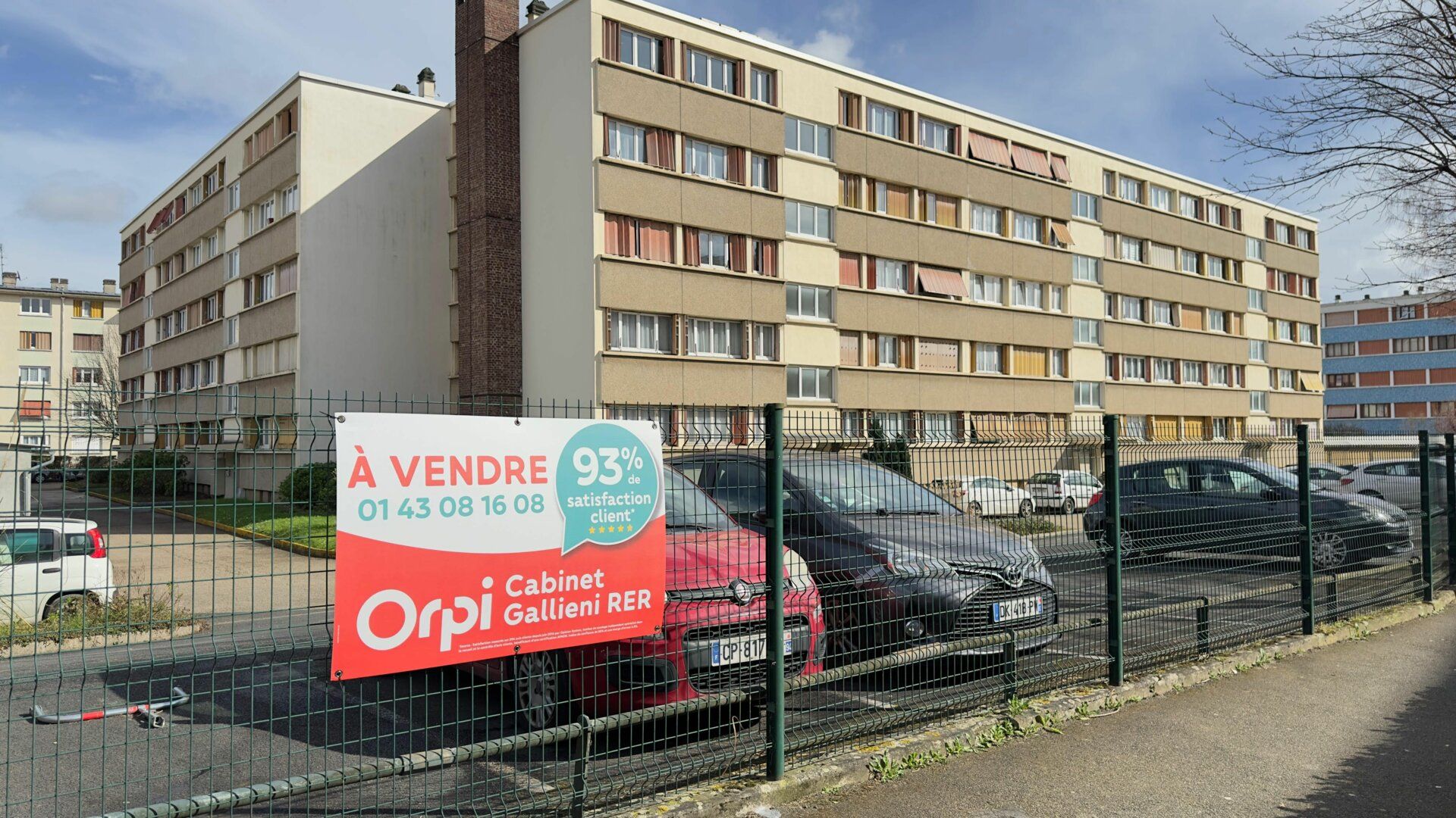 Appartement à vendre 4 m2 à Neuilly-sur-Marne vignette-4
