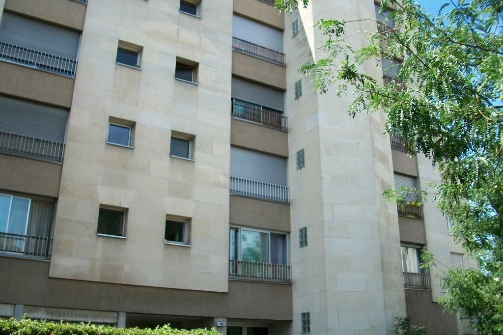 Appartement à vendre 2 51.86m2 à Bourg-la-Reine vignette-1