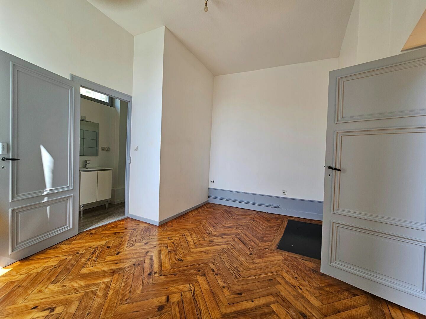 Appartement à vendre 5 112m2 à Saint-Étienne vignette-5
