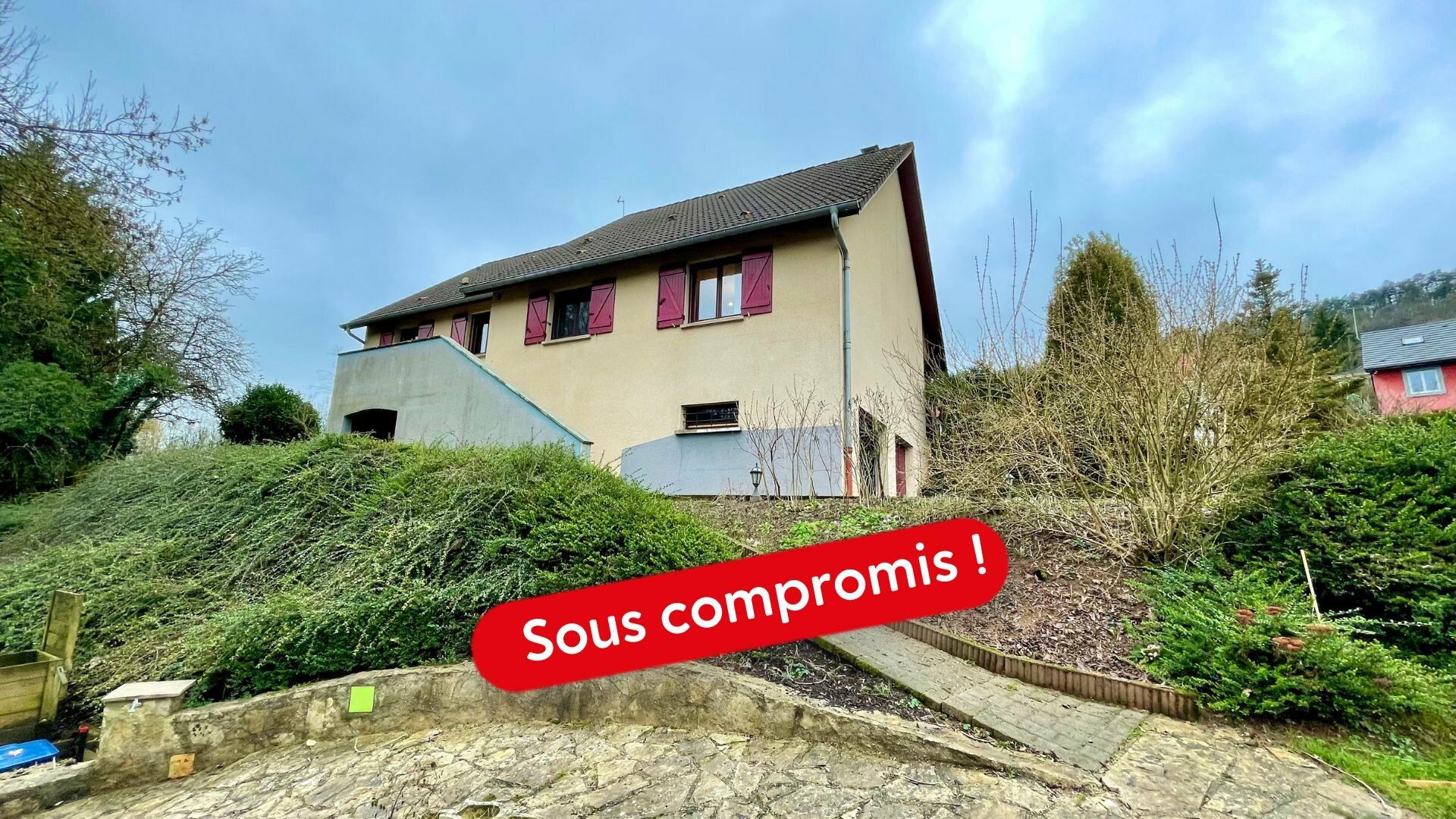 Maison à vendre 7 136.5m2 à Sierck-les-Bains vignette-1