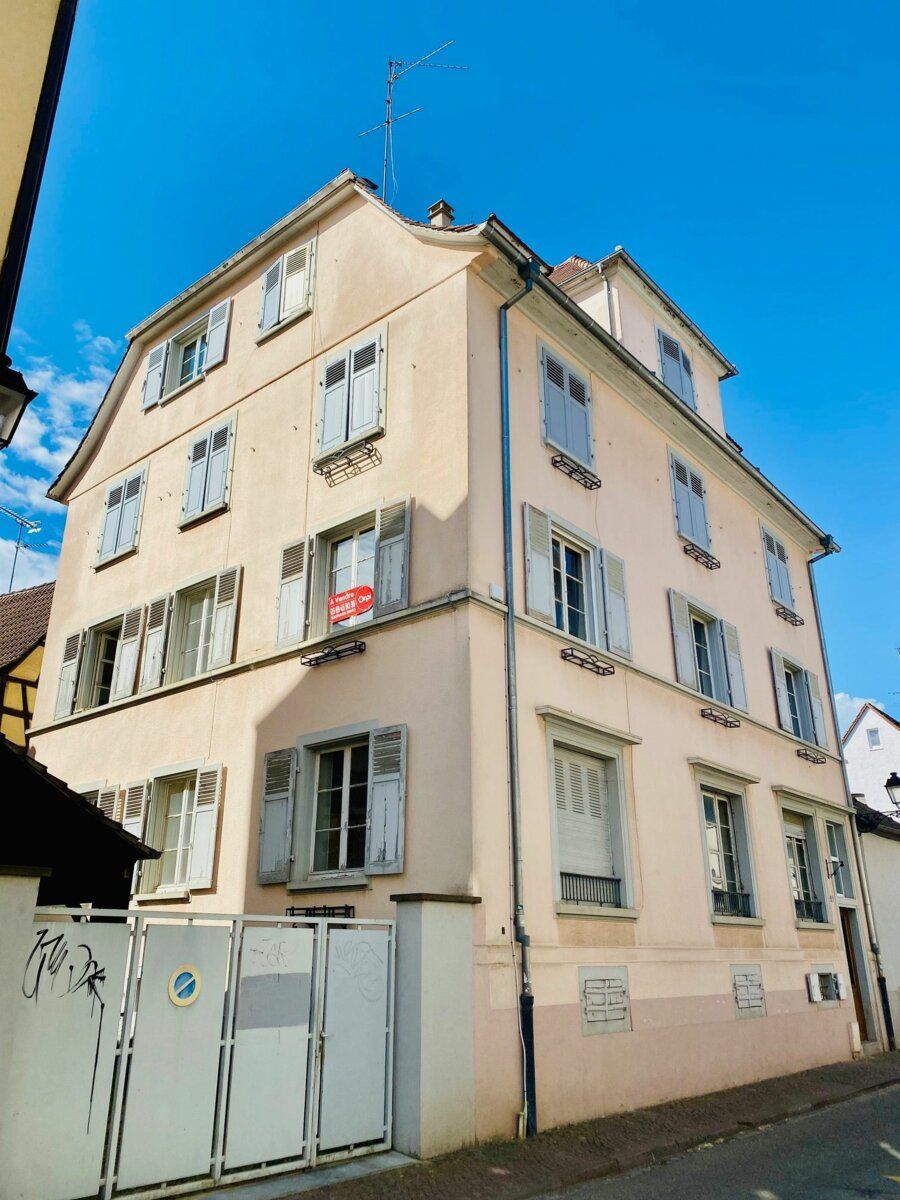 Appartement à vendre 3 89.7m2 à Colmar vignette-1