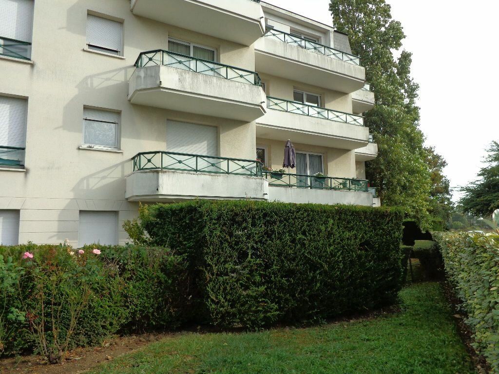 Appartement à vendre 1 21.29m2 à Chennevières-sur-Marne vignette-2