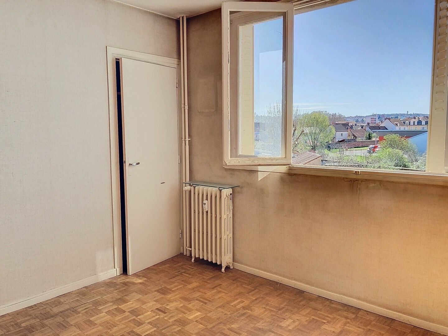 Appartement à vendre 3 m2 à Montluçon vignette-9