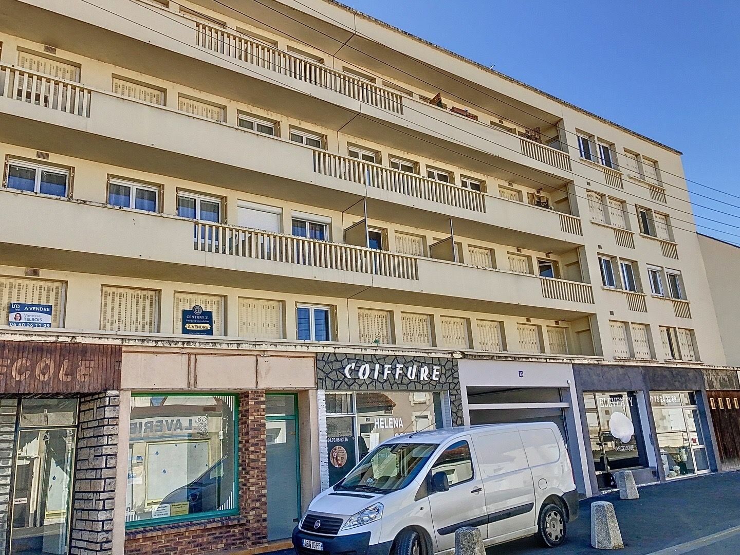 Appartement à vendre 3 m2 à Montluçon vignette-1