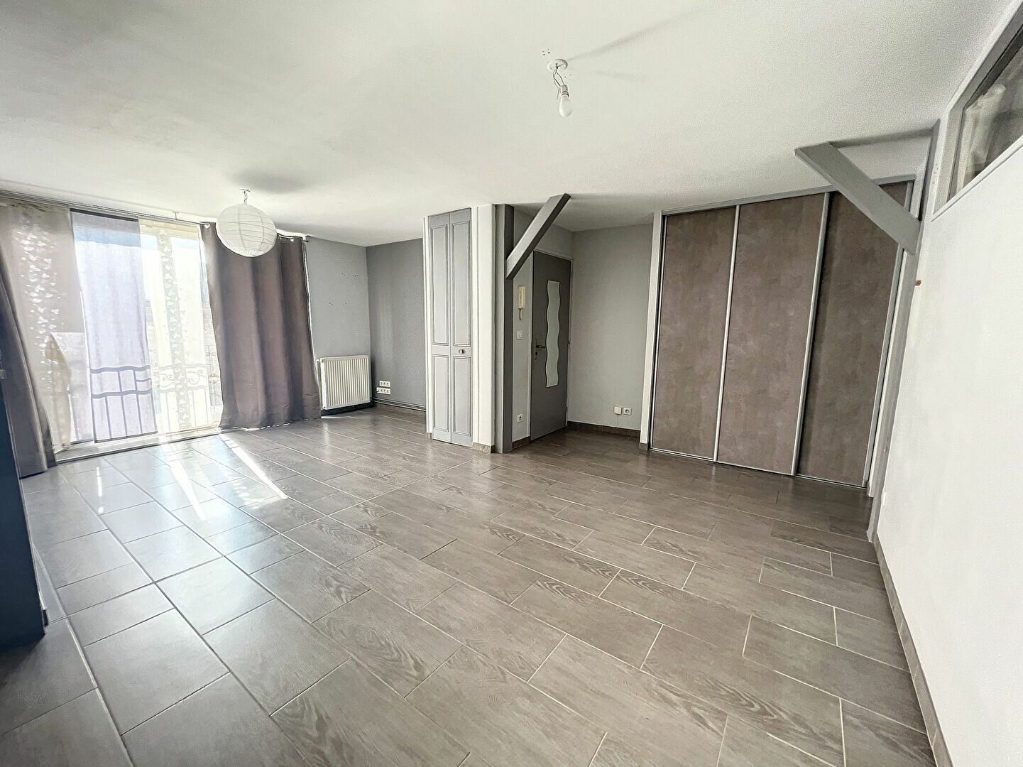 Appartement à vendre 3 69.02m2 à Orléans vignette-3