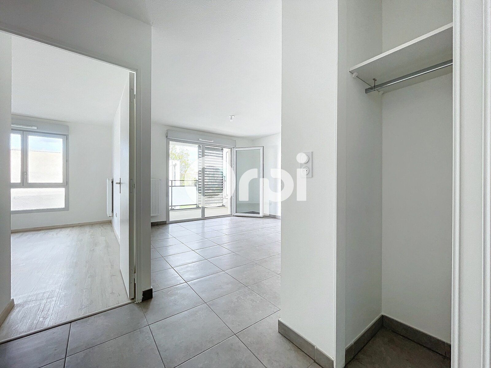 Appartement à louer 2 42.74m2 à Clermont-Ferrand vignette-3