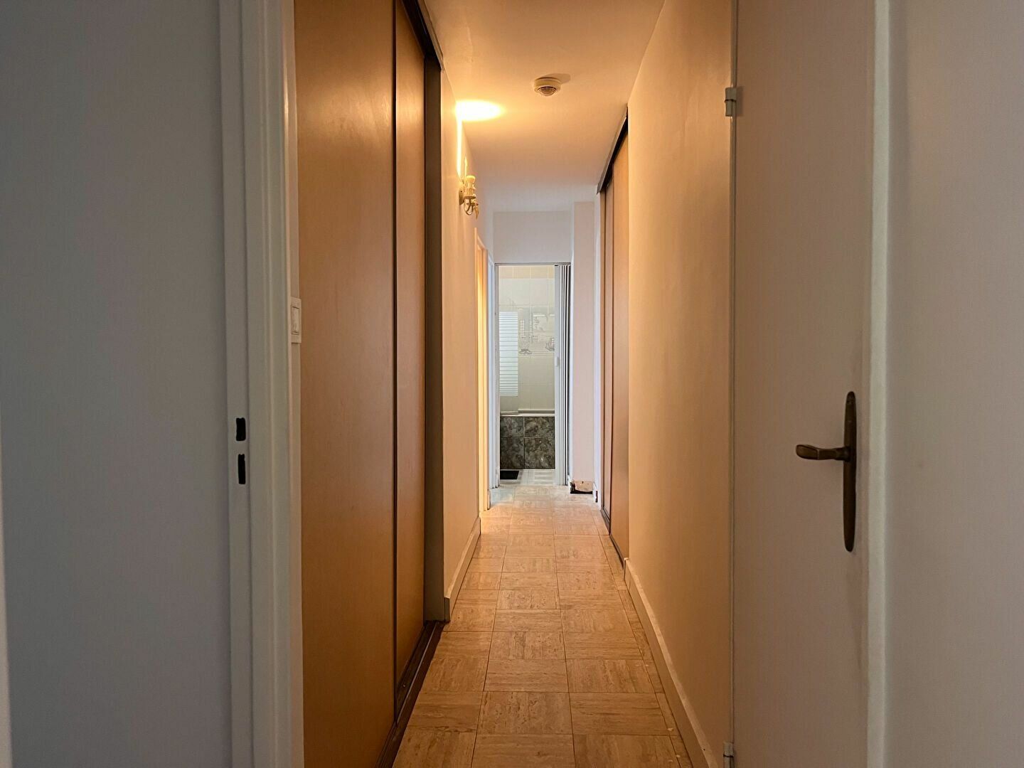 Appartement à vendre 4 m2 à Savigny-sur-Orge vignette-6