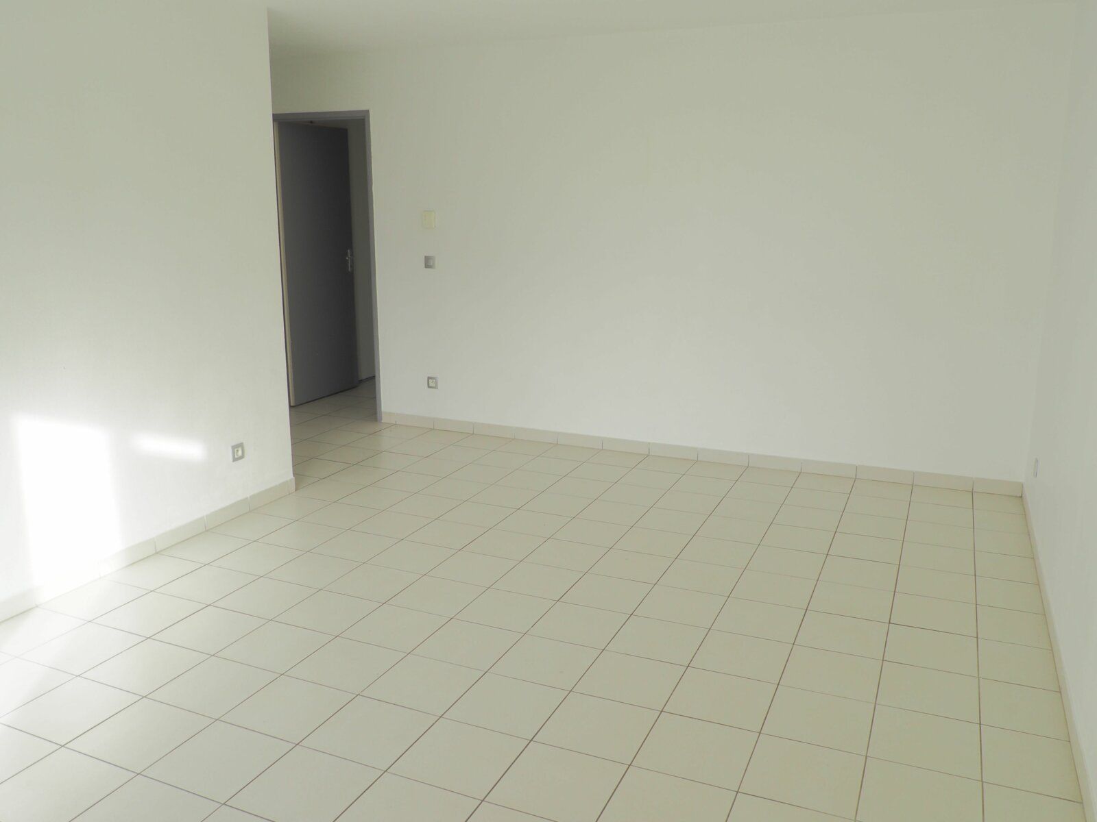 Appartement à louer 3 63.6m2 à Le Havre vignette-4